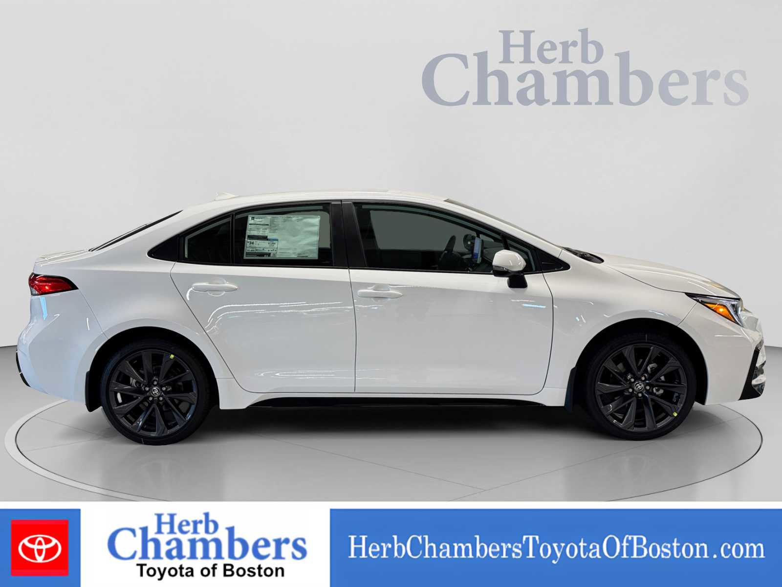 New 2026 Toyota Corolla SE w/ SE Package FWD image 11
