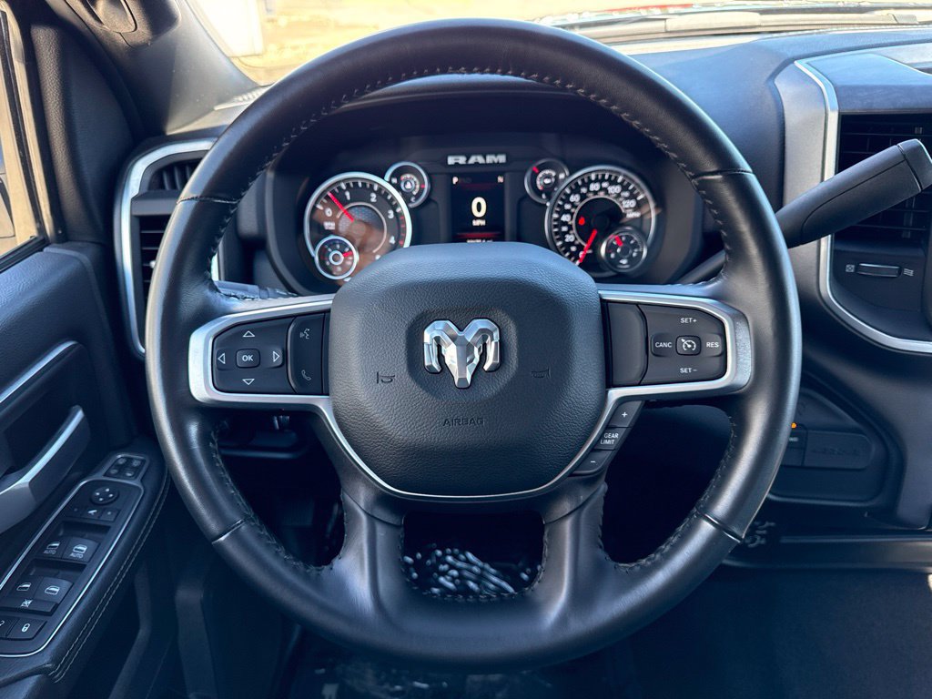 Used 2024 RAM 2500 Big Horn AWD/4WD image 37