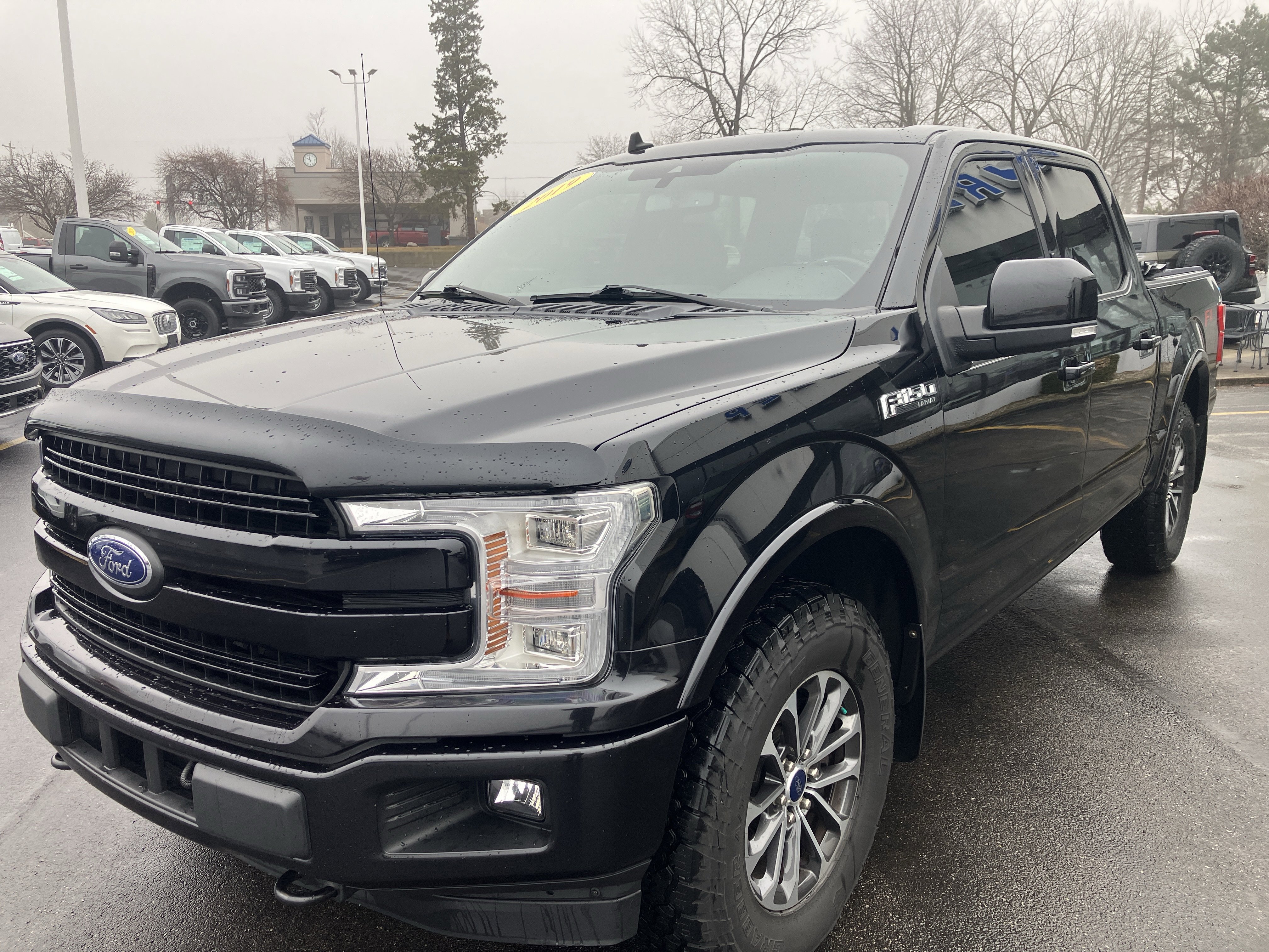 Used 2019 Ford F150 Lariat w/ Equipment Group 502A Luxury image 3