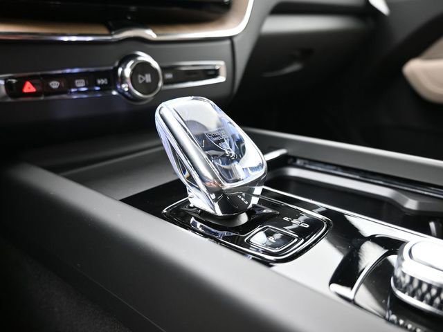 New 2026 Volvo XC60 T8 Plus w/ Protection Package Premier image 12