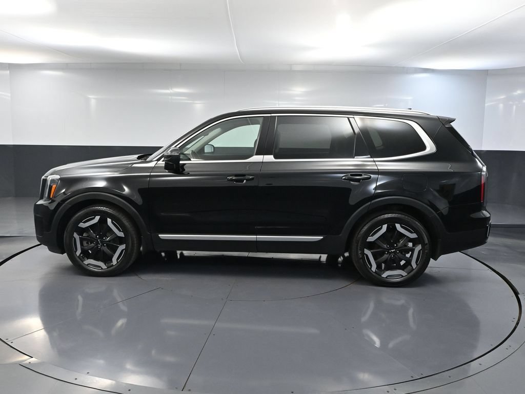 Used 2023 Kia Telluride EX X-Line AWD/4WD image 8
