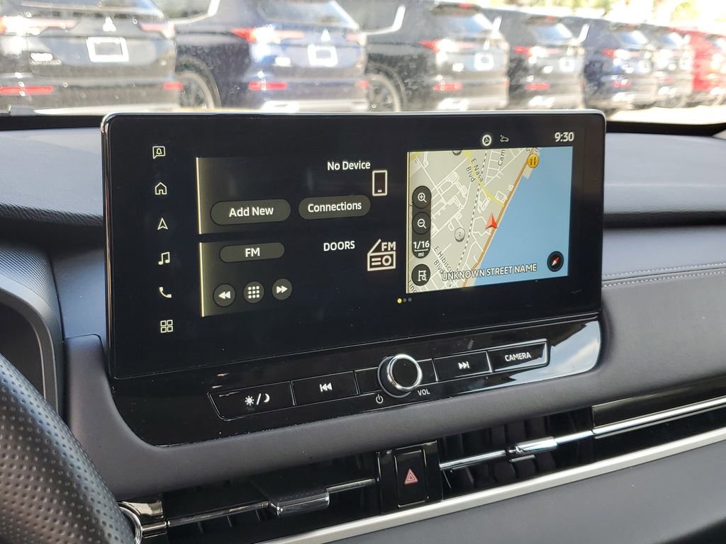 Used 2025 Mitsubishi Outlander SE image 26