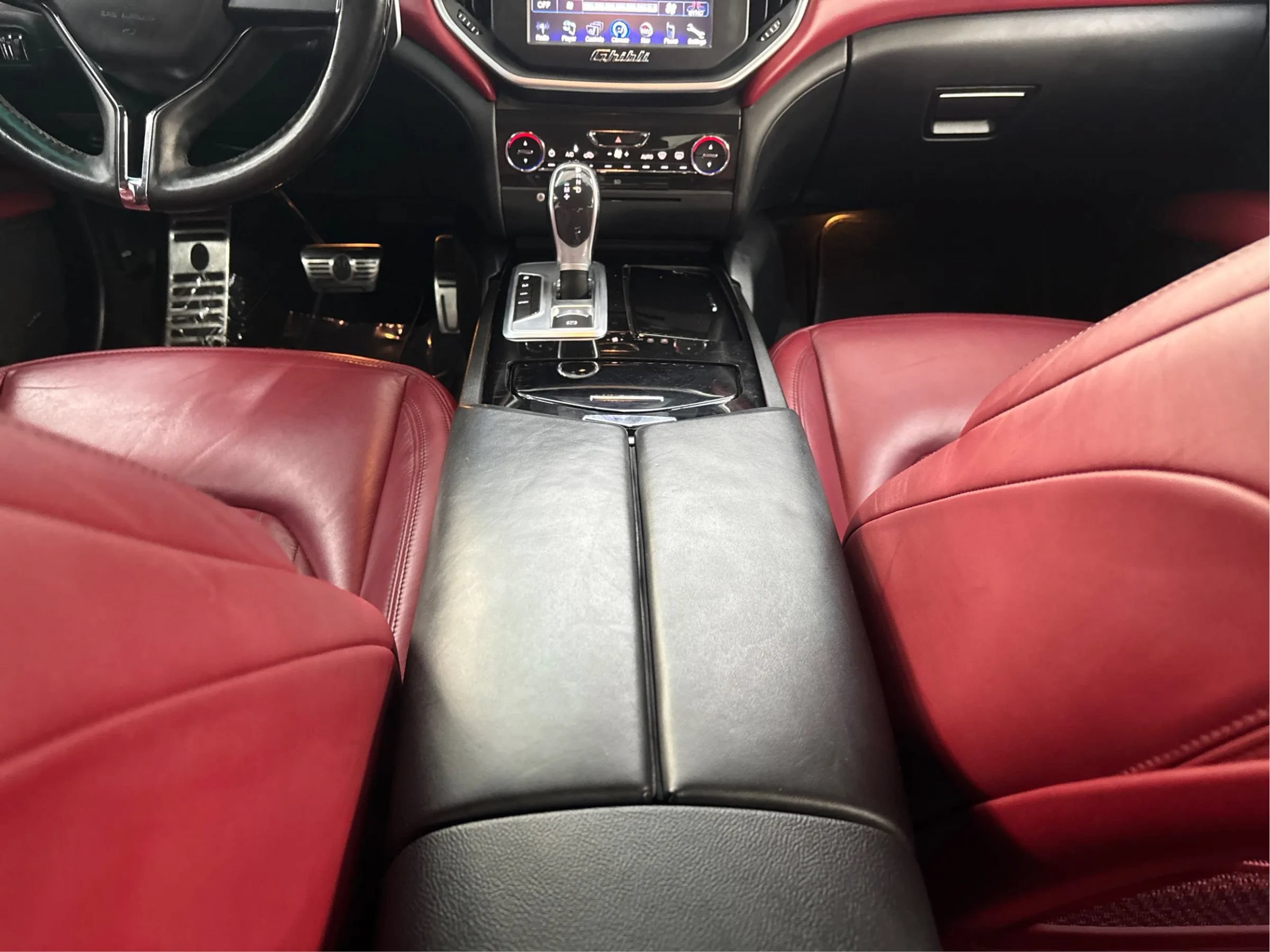 Used 2016 Maserati Ghibli S Q4 AWD/4WD image 22
