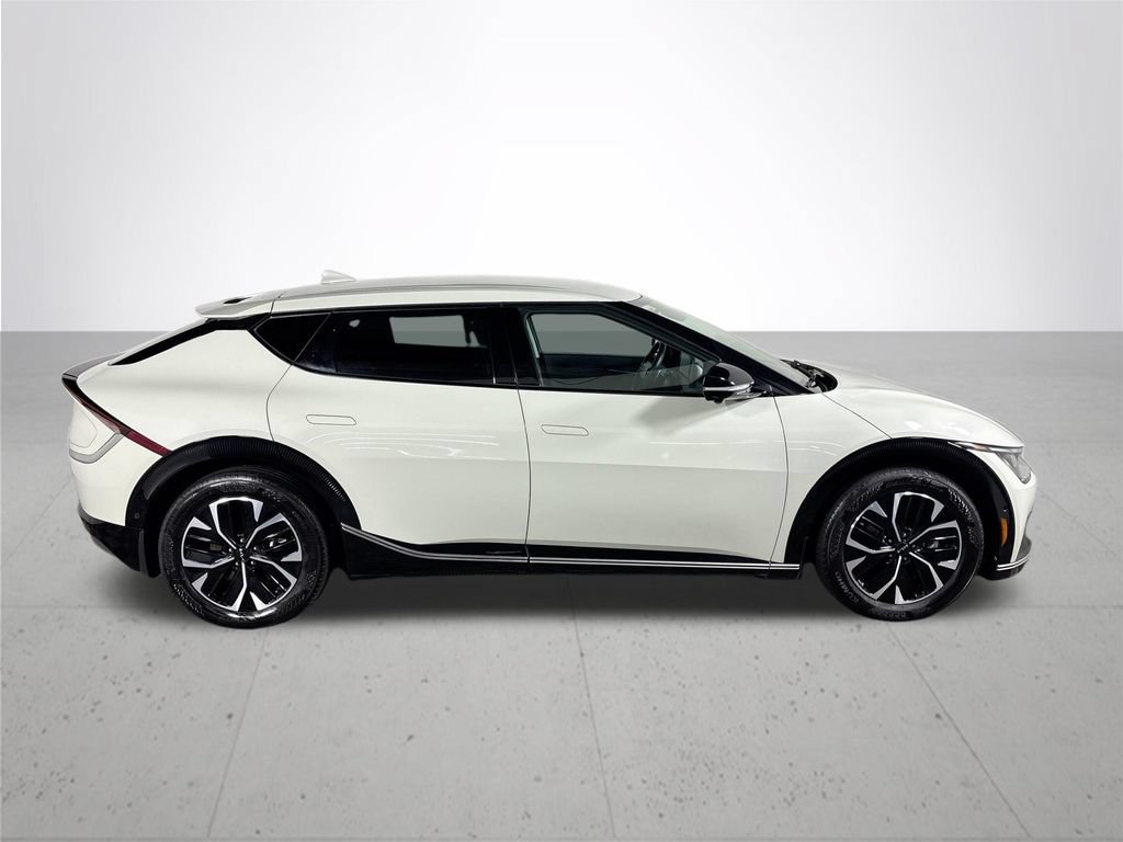 Used 2023 Kia EV6 Wind w/ Wind Technology Package AWD/4WD image 5