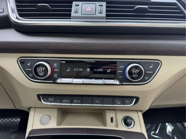 Certified 2023 Audi Q5 2.0T Premium Plus w/ Premium Plus Package AWD/4WD image 16