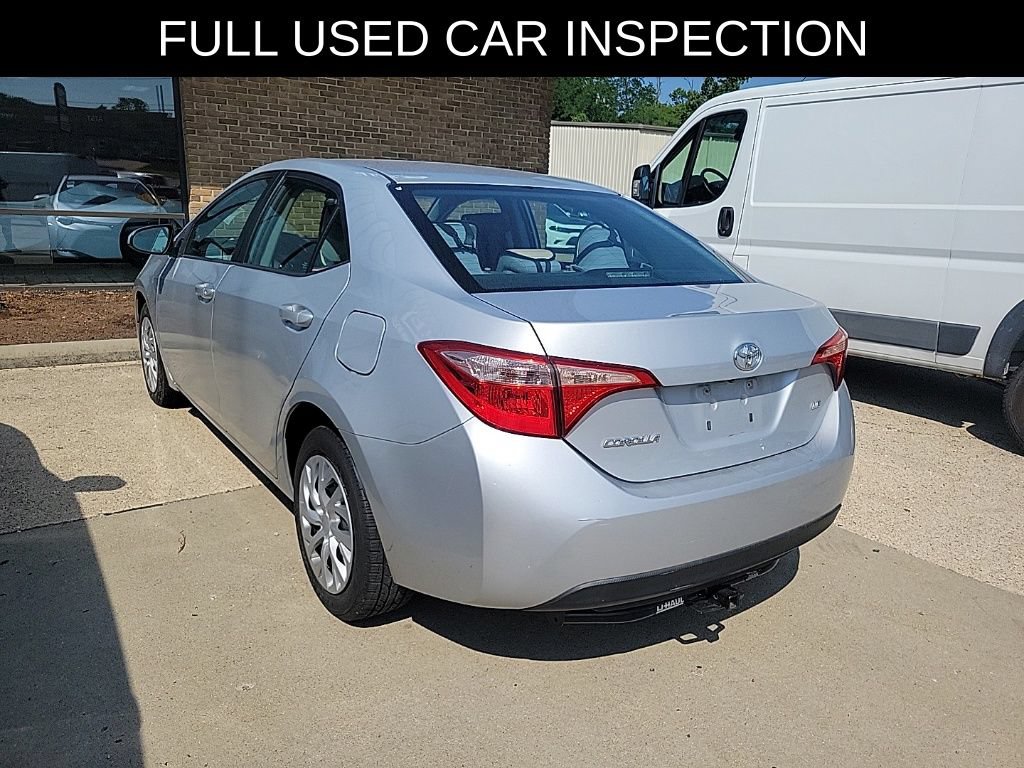 Used 2017 Toyota Corolla LE FWD image 3