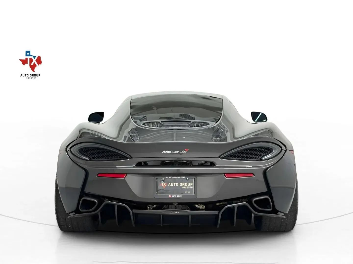 Used 2017 McLaren 570S RWD image 8