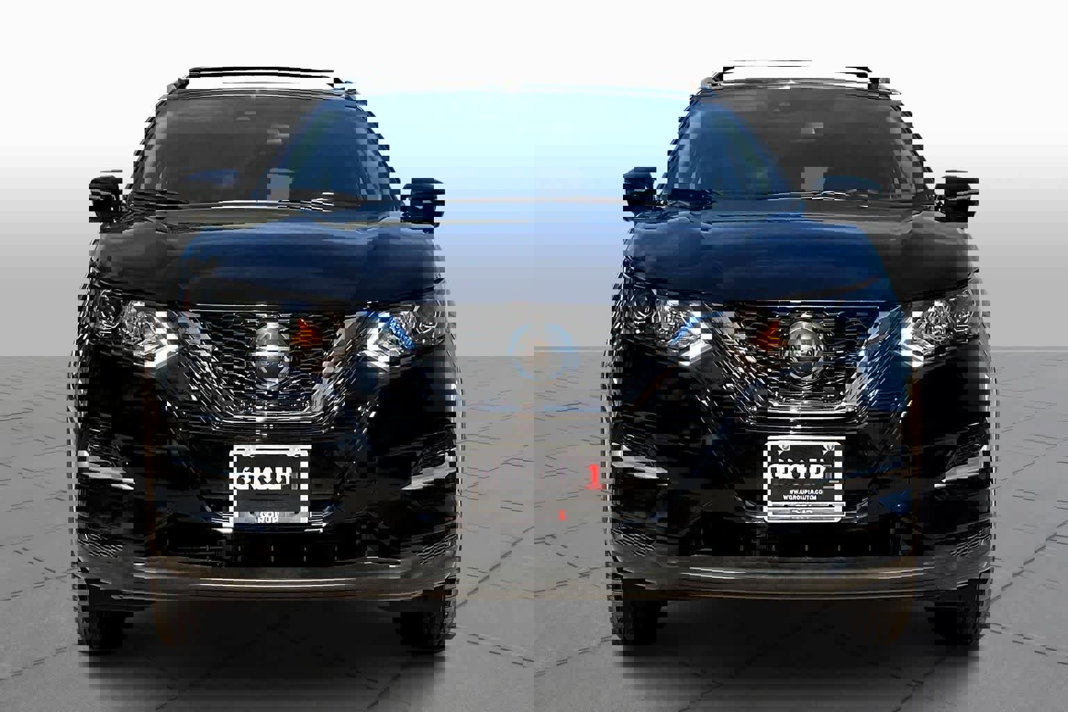 Used 2022 Nissan Rogue Sport SL image 3