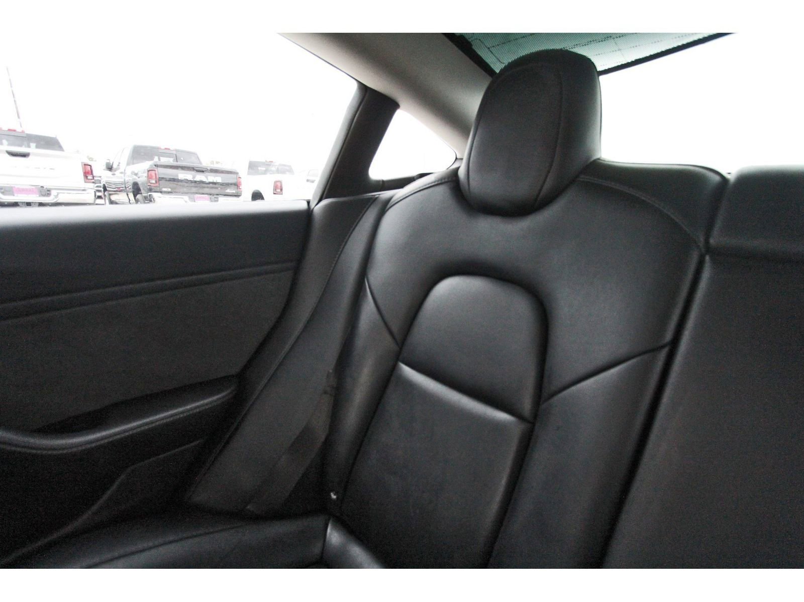 Used 2018 Tesla Model 3 Long Range image 14