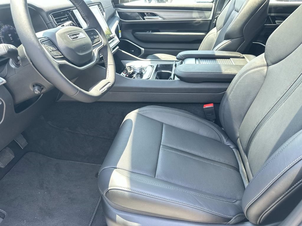 New 2026 Jeep Grand Wagoneer Limited w/ Premium Group II AWD/4WD image 17