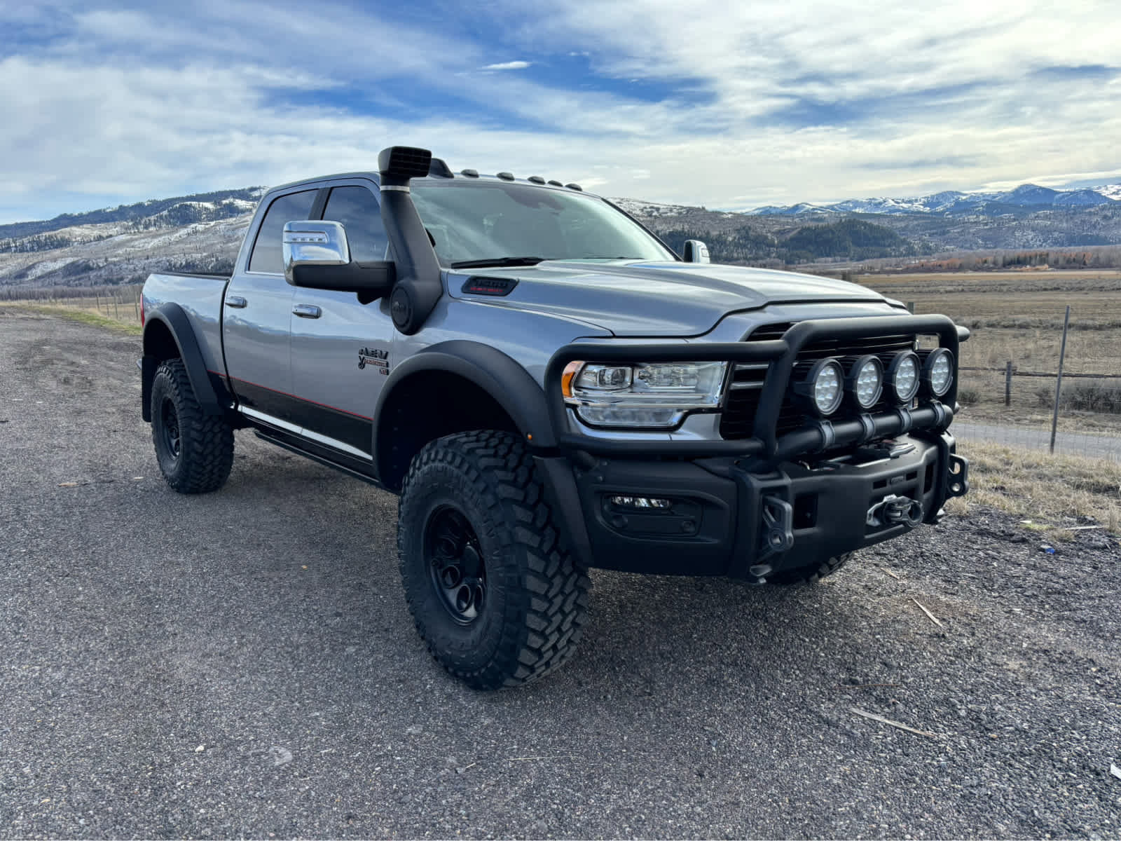 Used 2023 RAM 3500 Limited image 10