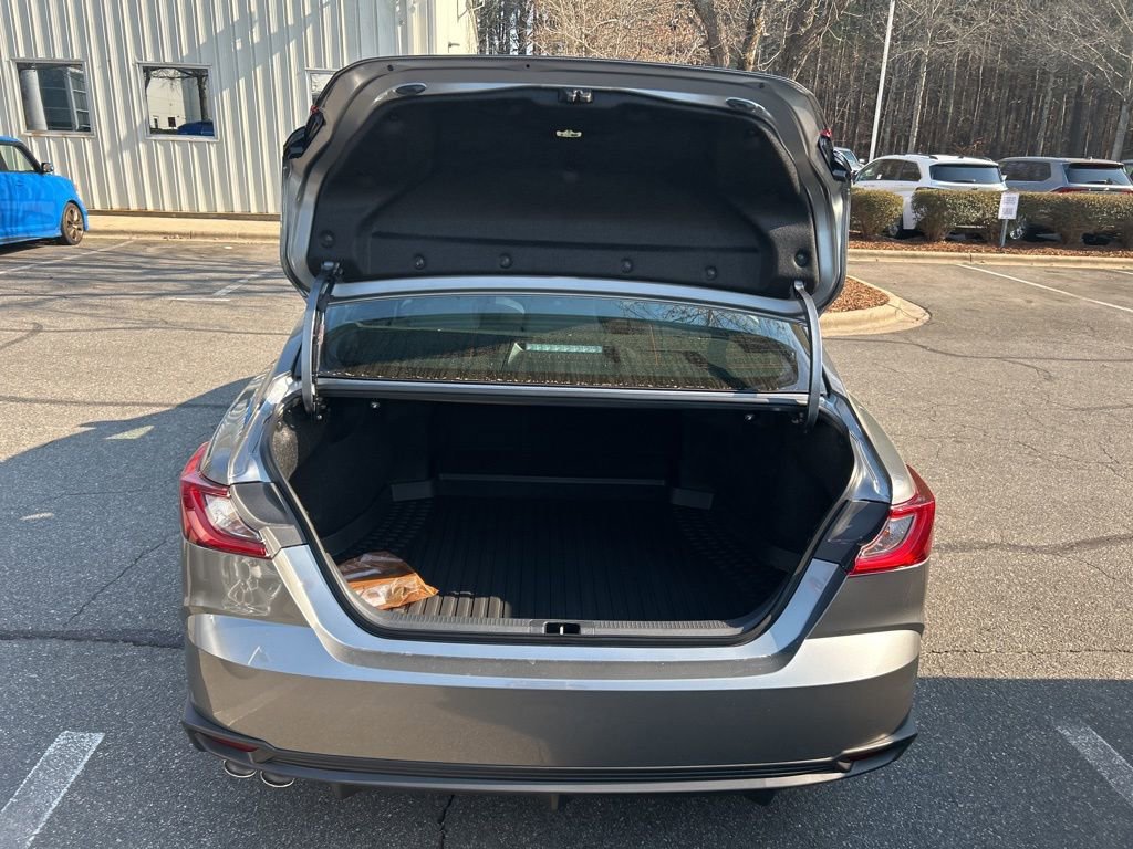 New 2026 Toyota Camry SE image 16