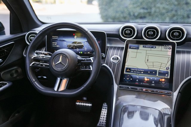 Used 2023 Mercedes-Benz GLC 300 w/ AMG Line image 23