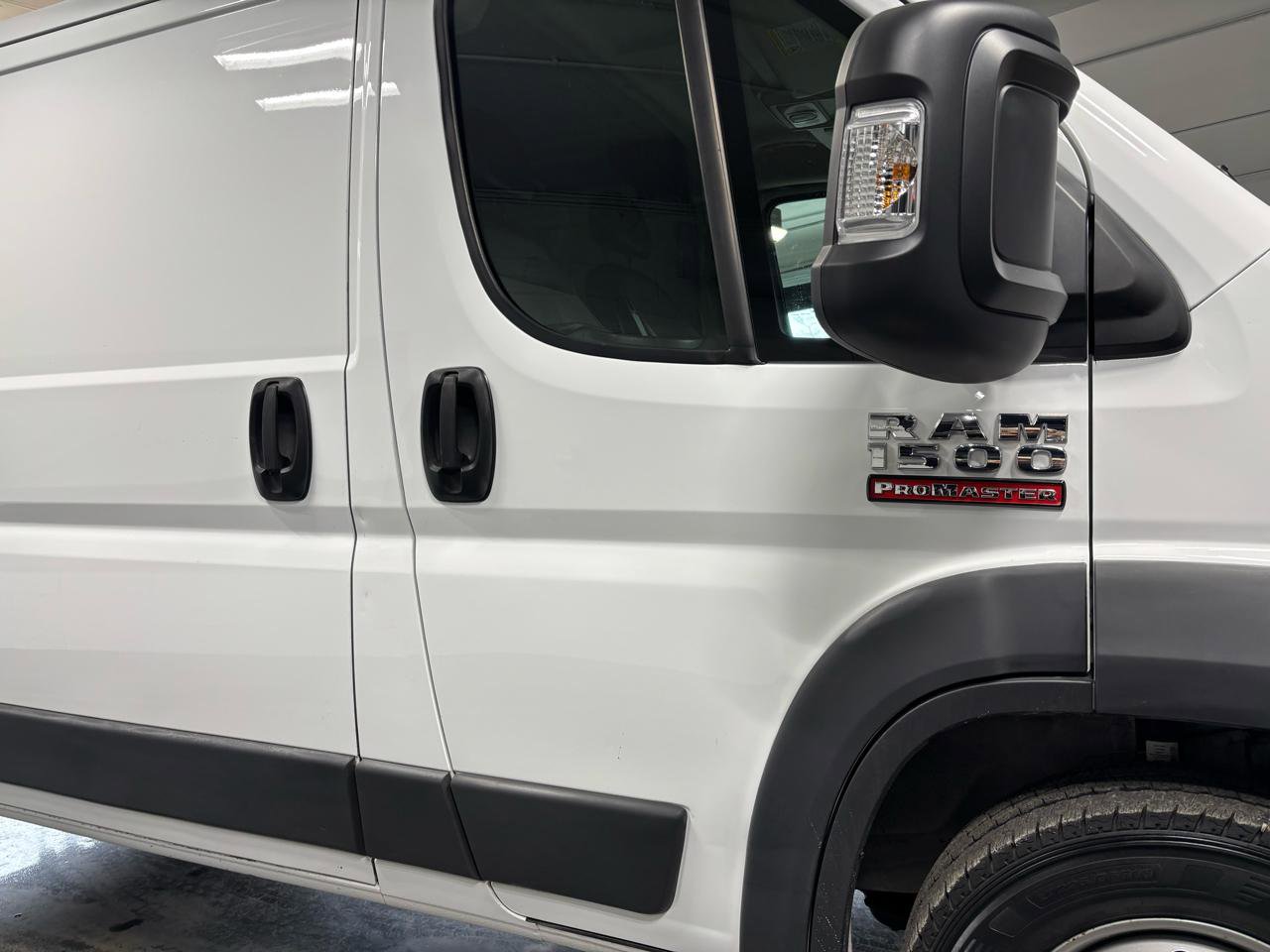 Used 2017 RAM ProMaster 1500 w/ Interior Convenience Group FWD image 12