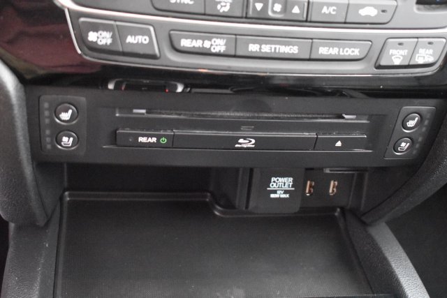 Used 2017 Honda Pilot Elite image 32