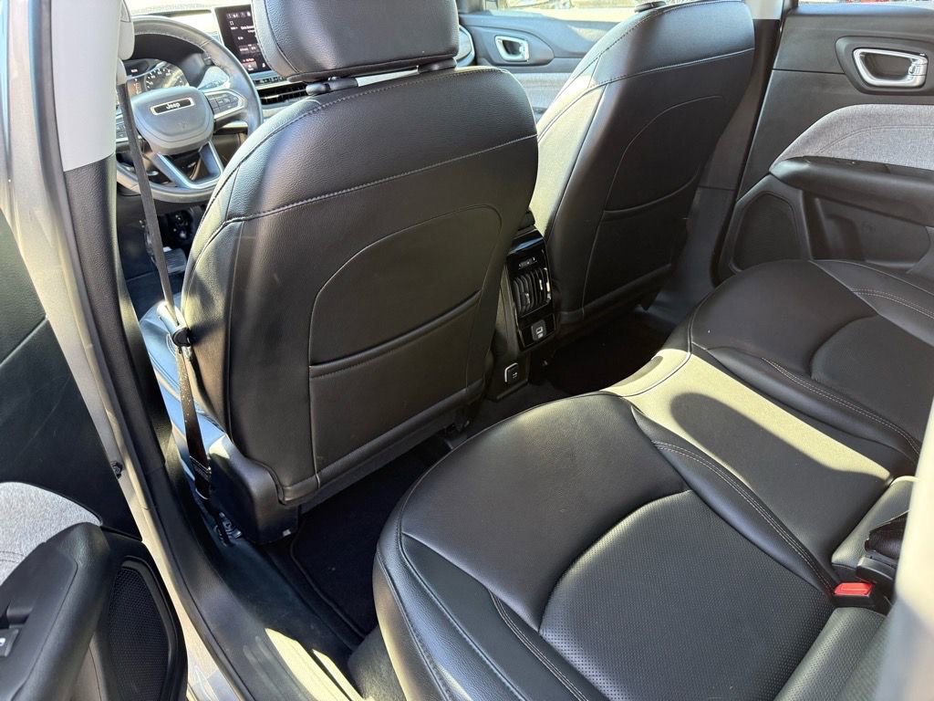 Used 2022 Jeep Compass Latitude image 35