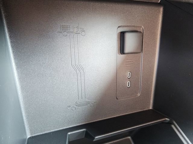 New 2024 Chevrolet Silverado EV W/T image 10