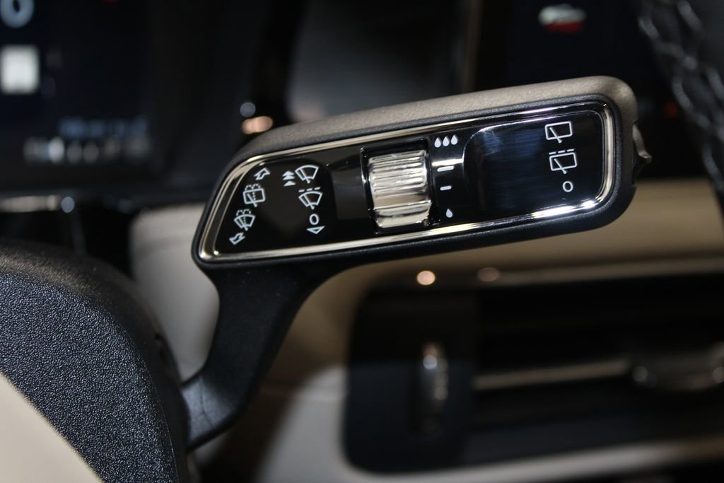 New 2026 Lincoln Corsair Premiere image 38