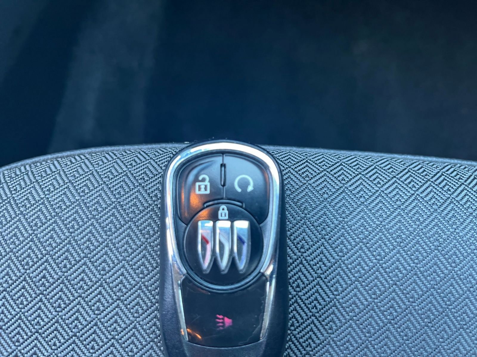 Used 2025 Buick Encore GX Preferred image 23