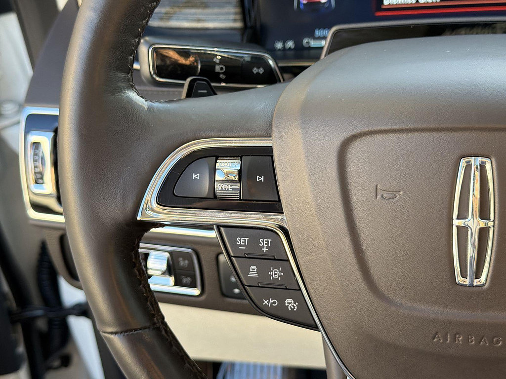 Used 2023 Lincoln Navigator L Black Label AWD/4WD image 36