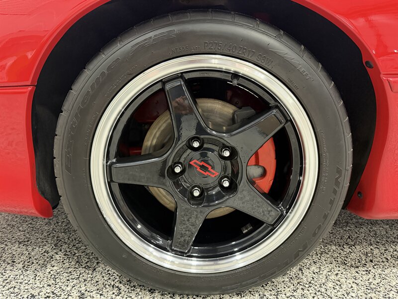 Used 2002 Chevrolet Camaro Z28 w/ Preferred Equipment Group 2 RWD image 27