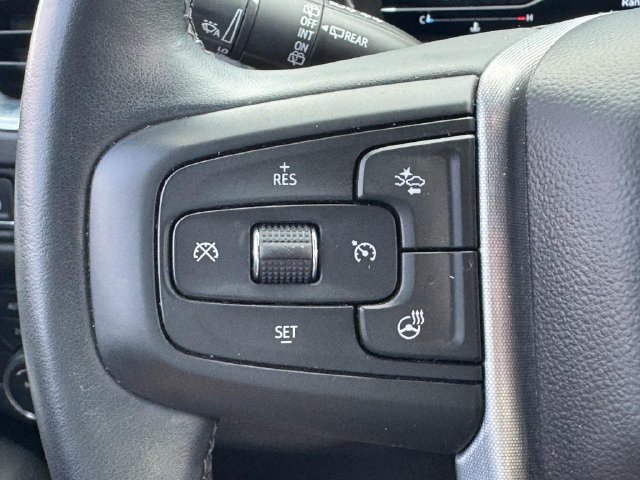 Used 2024 GMC Yukon XL SLT w/ SLT Luxury Package AWD/4WD image 27