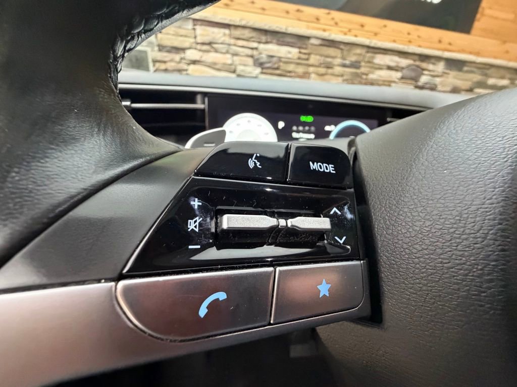 Used 2023 Hyundai Tucson Limited image 24