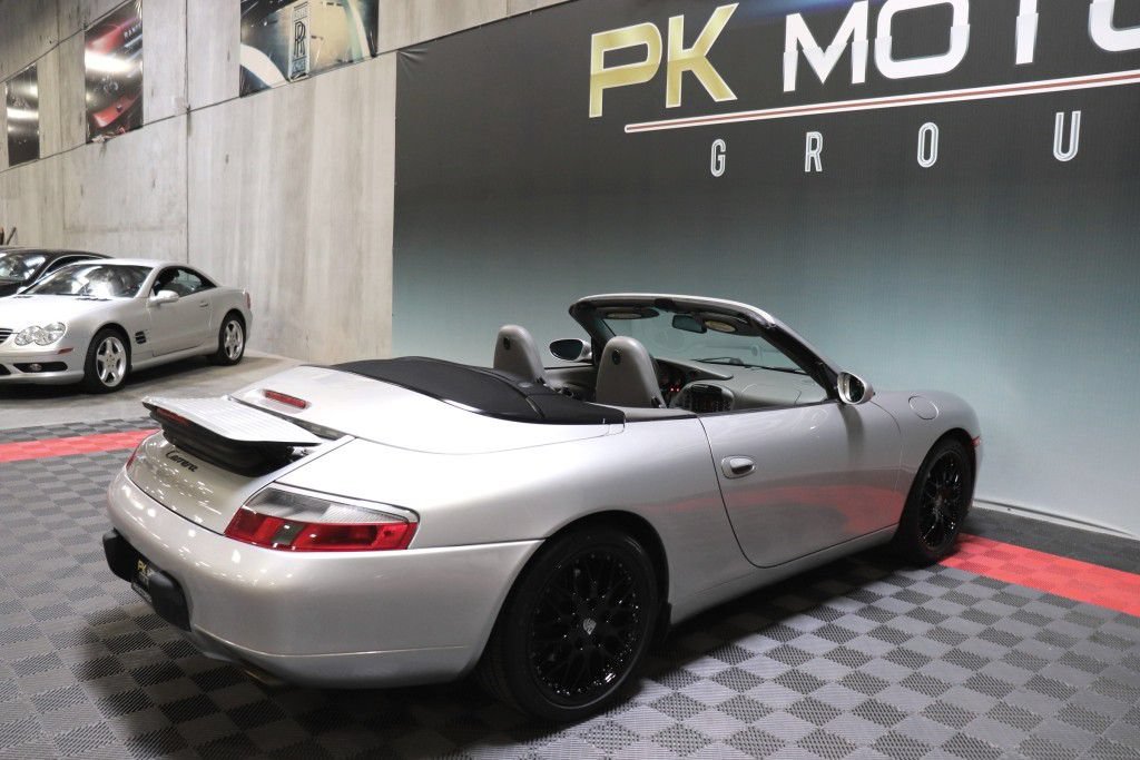 Used 2000 Porsche 911 Cabriolet image 11