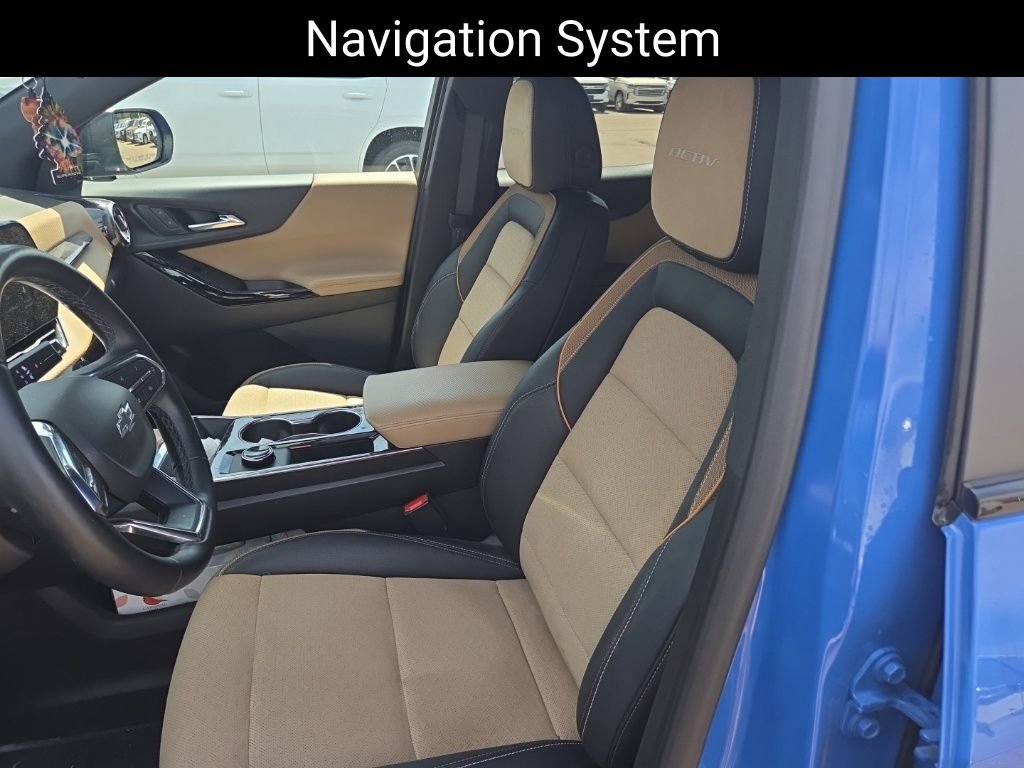 Used 2025 Chevrolet Equinox ACTIV w/ Safety and Technology Package AWD/4WD image 13