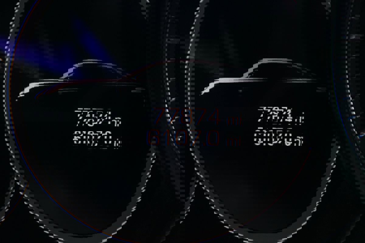 Used 2018 Porsche Panamera 4S image 31