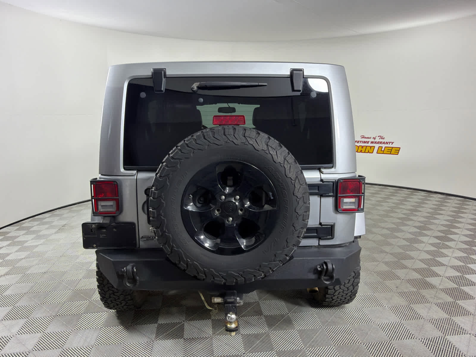 Used 2015 Jeep Wrangler Unlimited Sahara image 4