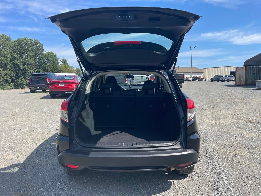 Used 2019 Honda HR-V LX image 8