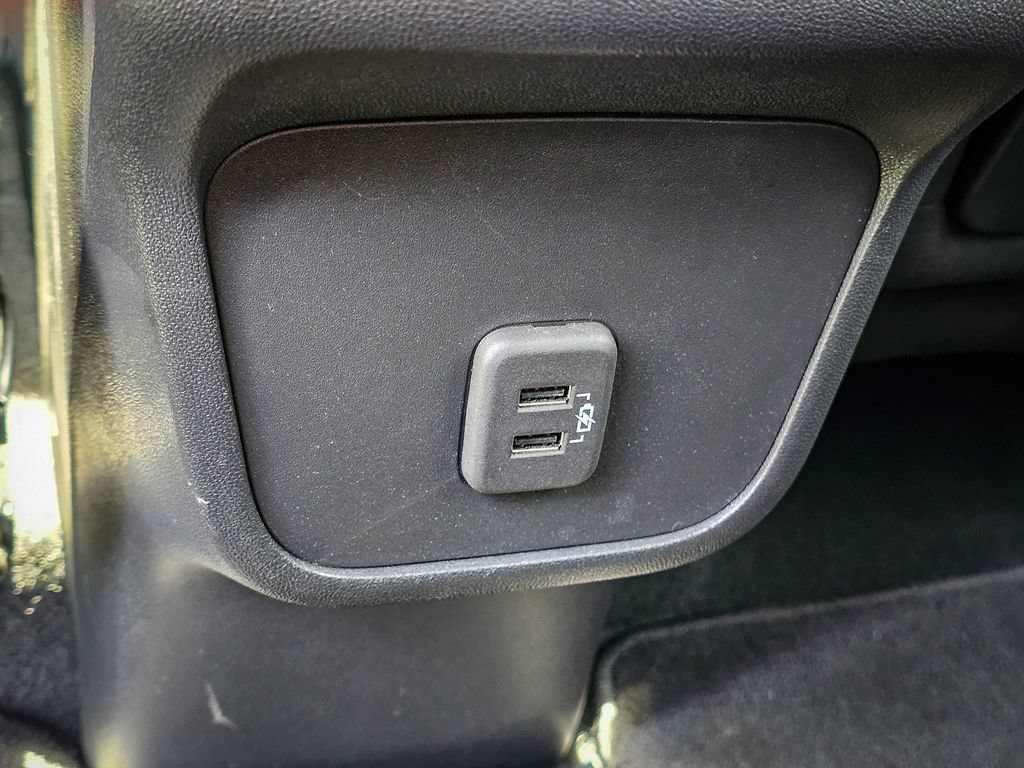 Used 2023 GMC Terrain SLE w/ Driver Convenience Package AWD/4WD image 32