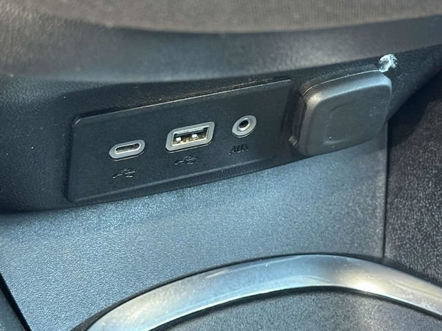 Used 2023 Chevrolet Malibu LT FWD image 7