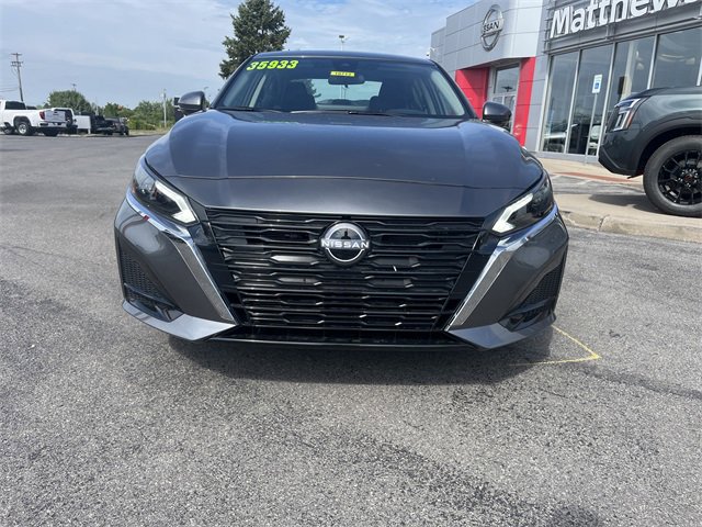 New 2025 Nissan Altima 2.5 SL image 2