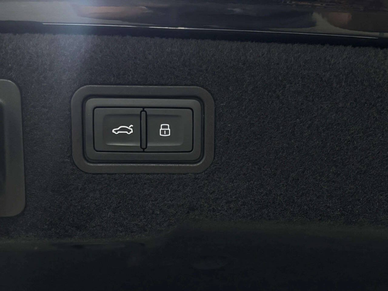 Used 2019 Audi A8 L 3.0T w/ Luxury Package AWD/4WD image 7