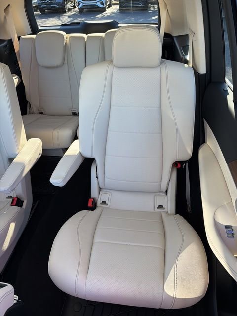 Certified 2026 Mercedes-Benz GLS 450 4MATIC image 19