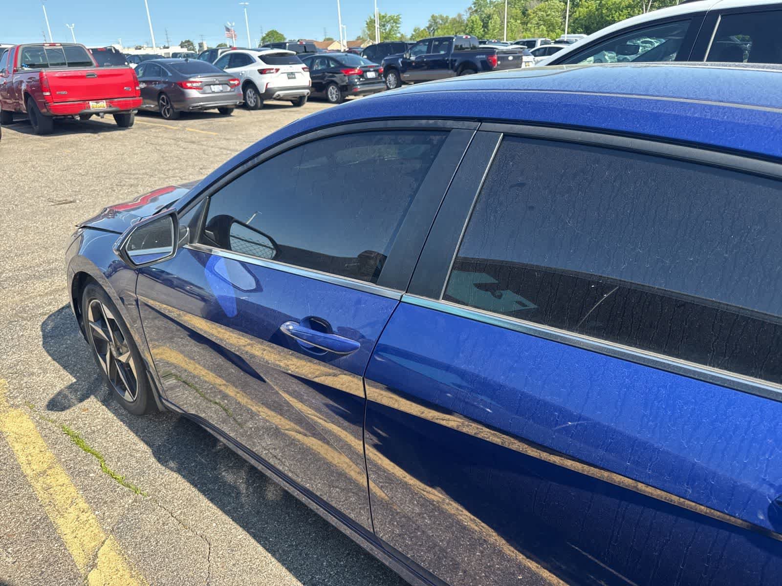 Used 2023 Hyundai Elantra Limited FWD image 16