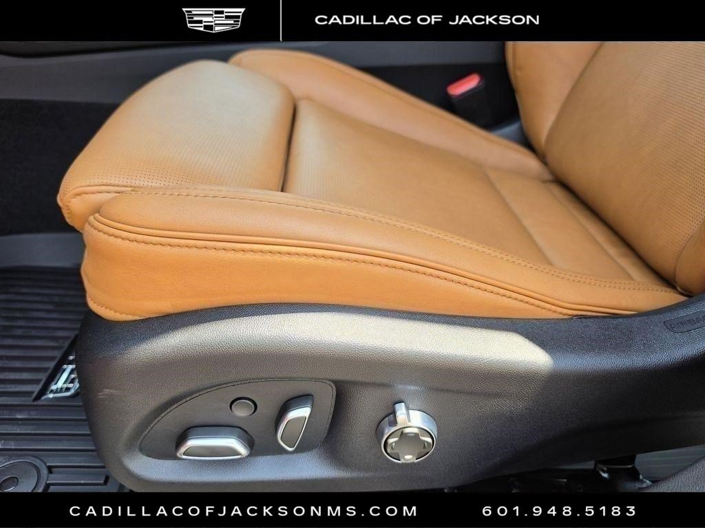 Used 2026 Cadillac CT5 Sport w/ Platinum Package RWD image 14