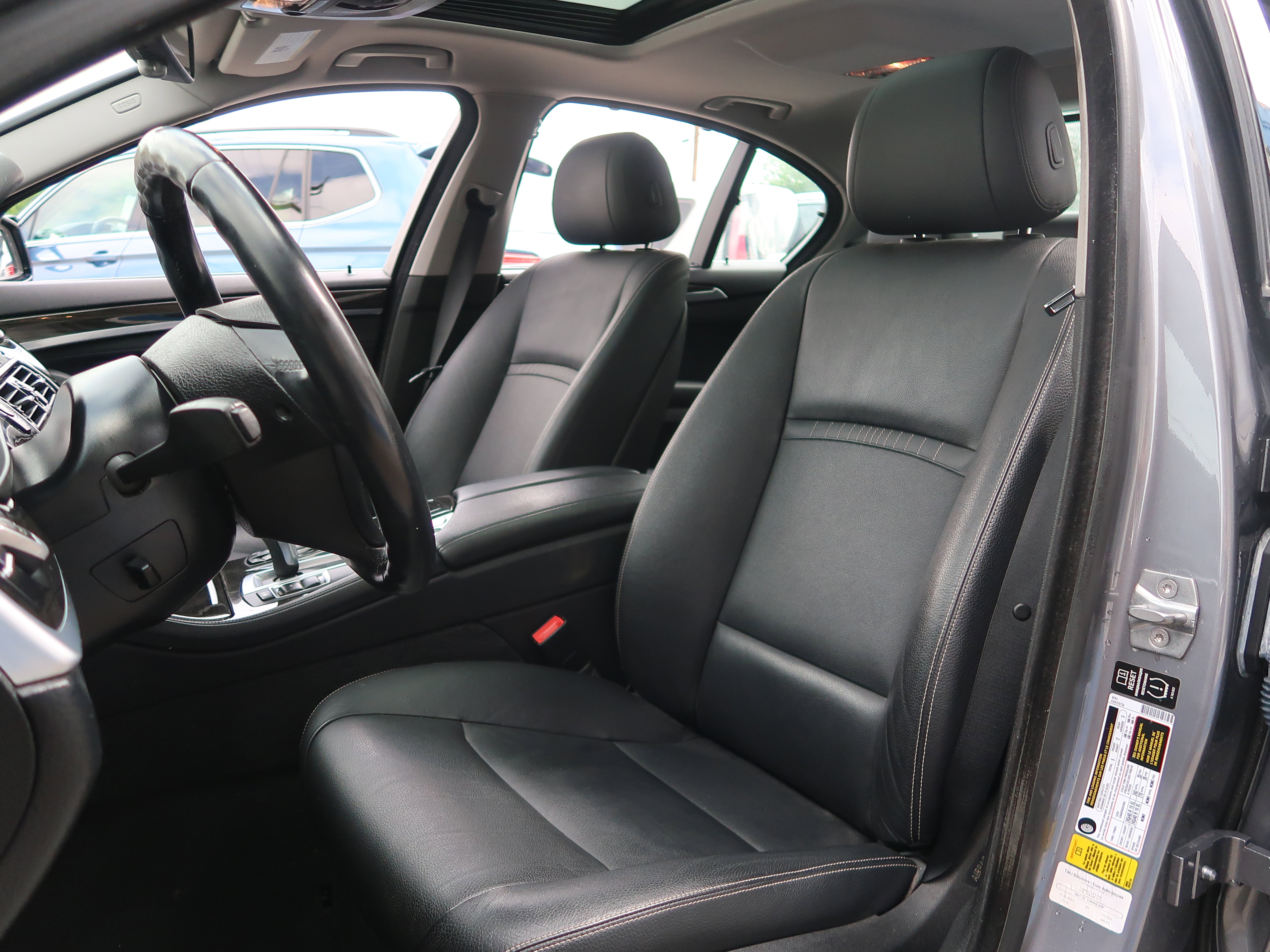 Used 2014 BMW 535d Sedan RWD image 12