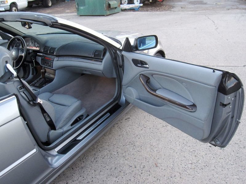 Used 2004 BMW 325Ci Convertible RWD image 24