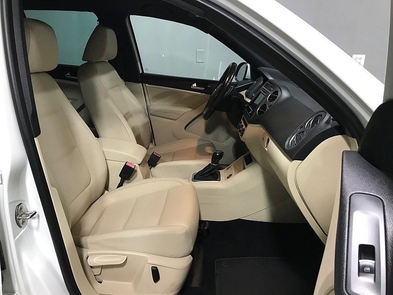 Used 2016 Volkswagen Tiguan R-Line image 14