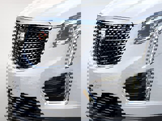 New 2026 Cadillac XT5 Luxury image 14