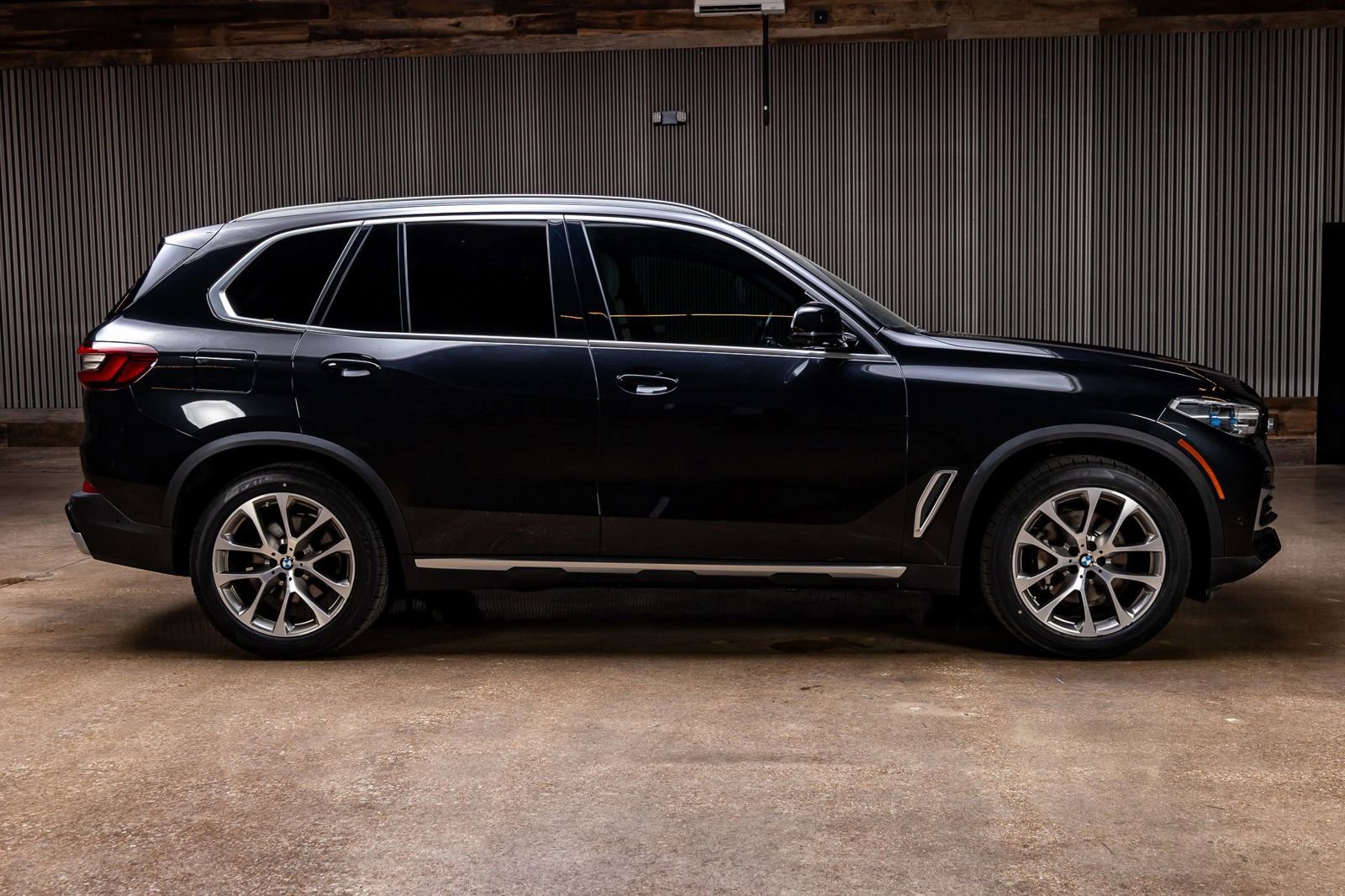 Used 2022 BMW X5 xDrive40i w/ Executive Package image 10