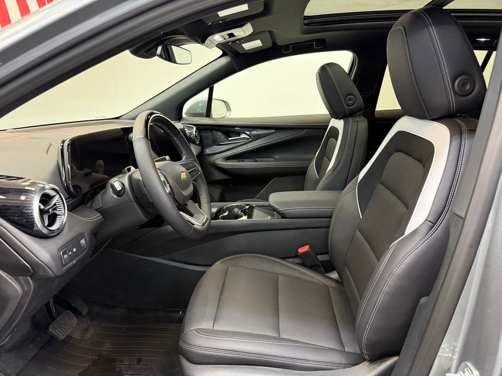 New 2025 Chevrolet Blazer EV LT w/ Super Cruise Package image 26