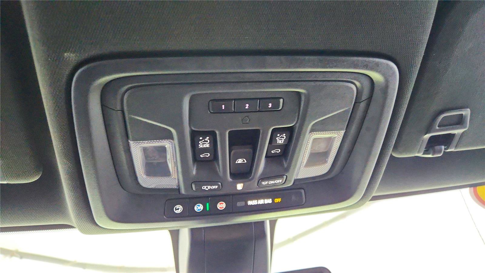 Used 2021 Chevrolet Silverado 1500 High Country image 48