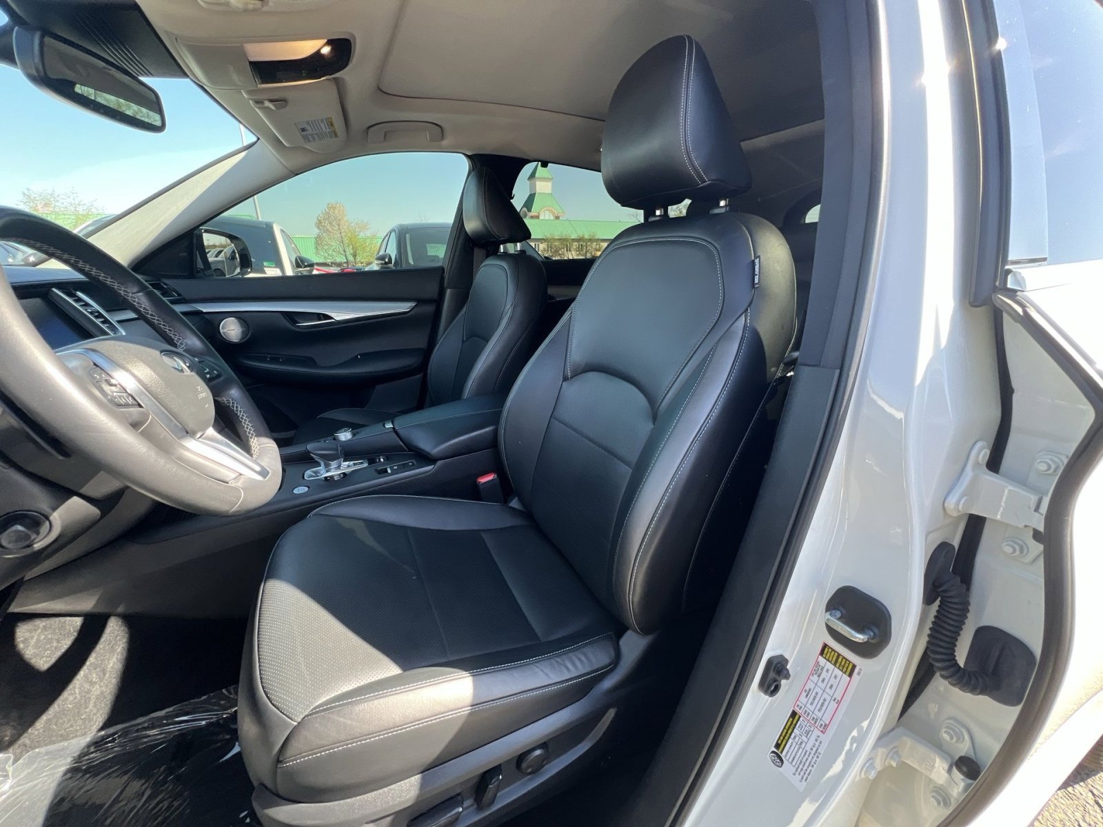 Used 2020 INFINITI QX50 Sensory w/ Climate Package image 21