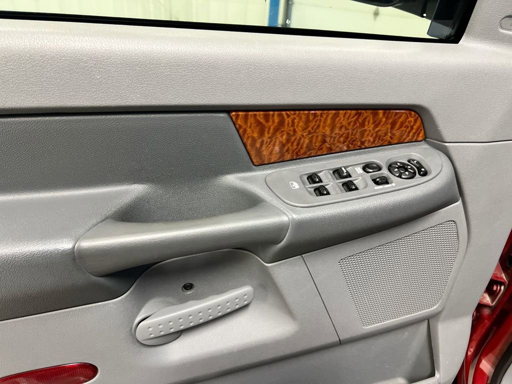 Used 2006 Dodge Ram 2500 Truck SLT w/ Trailer Tow Group AWD/4WD image 19