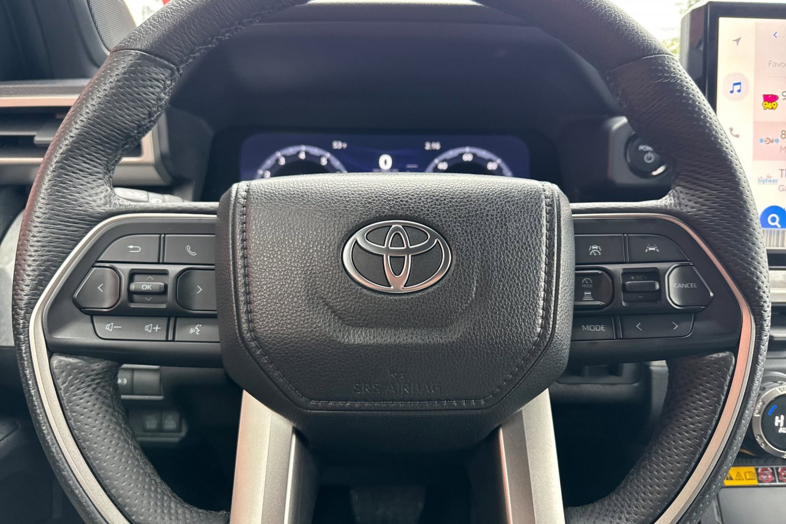 Used 2024 Toyota Tacoma Trailhunter image 24