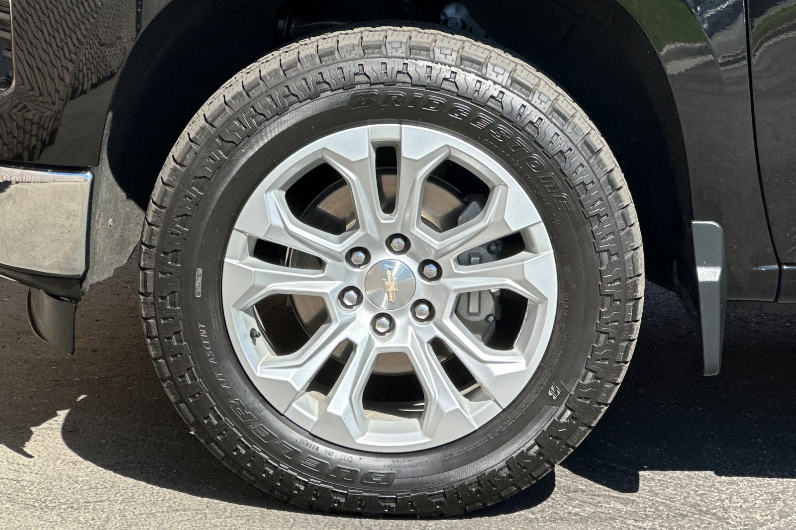 Certified 2022 Chevrolet Silverado 1500 LTZ w/ LTZ Premium Package AWD/4WD image 26